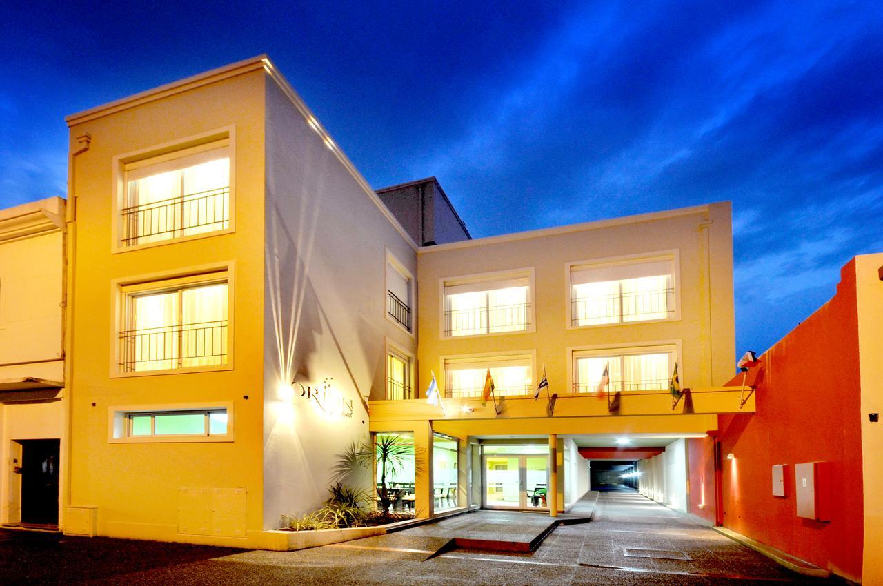 Orion Apartamentos Bahia Blanca Exterior photo